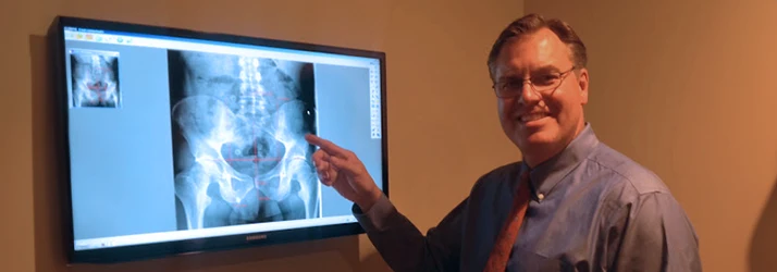 Chiropractor Troy MI James E. Kraft X-Ray New Patient Center